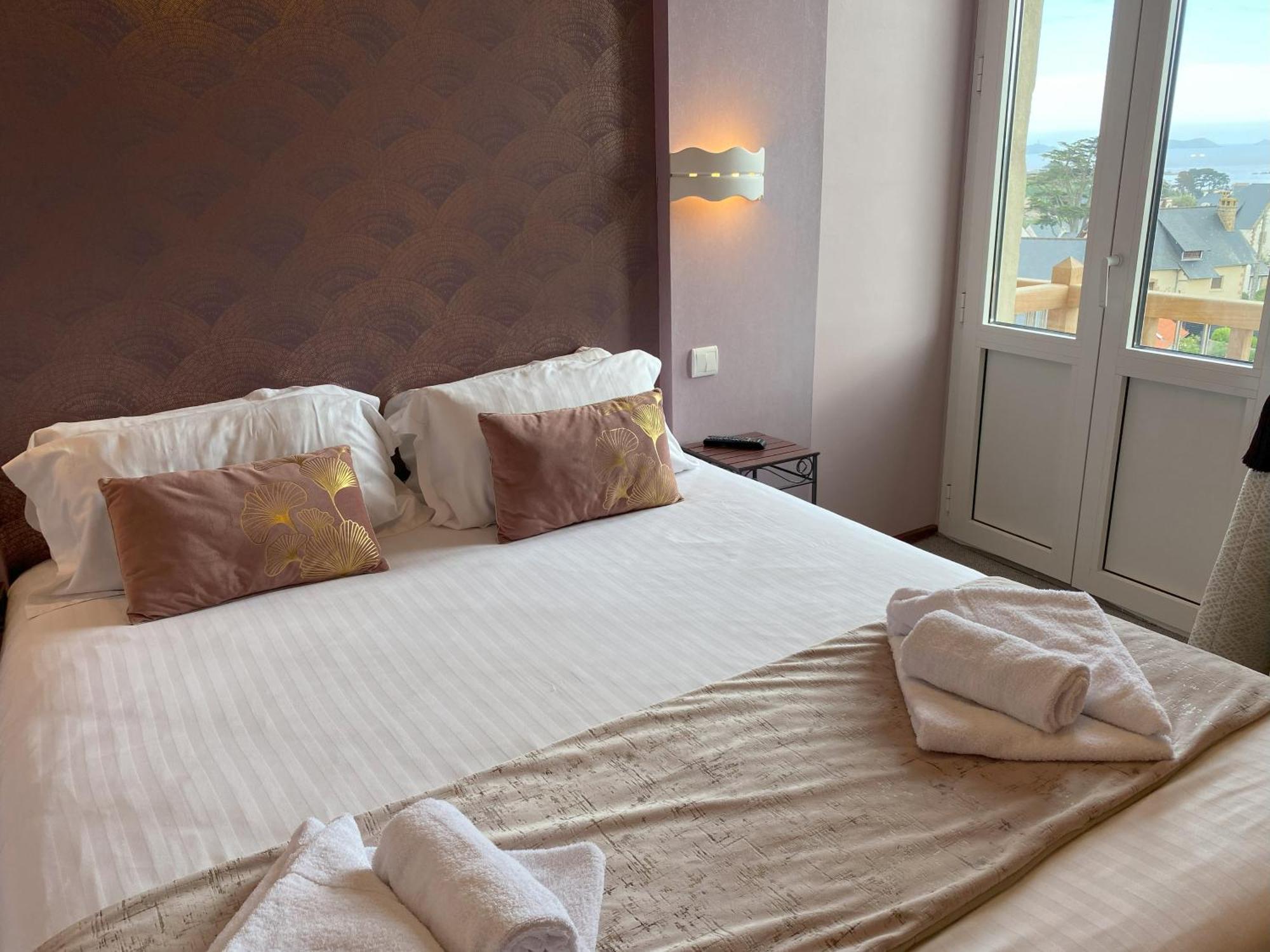 Park Hotel Bellevue Trégastel المظهر الخارجي الصورة